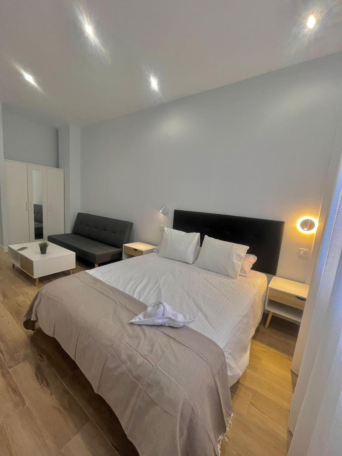 Ferienwohnung Relajate Con Estilo Cerca De Ifema Madrid Exterior foto